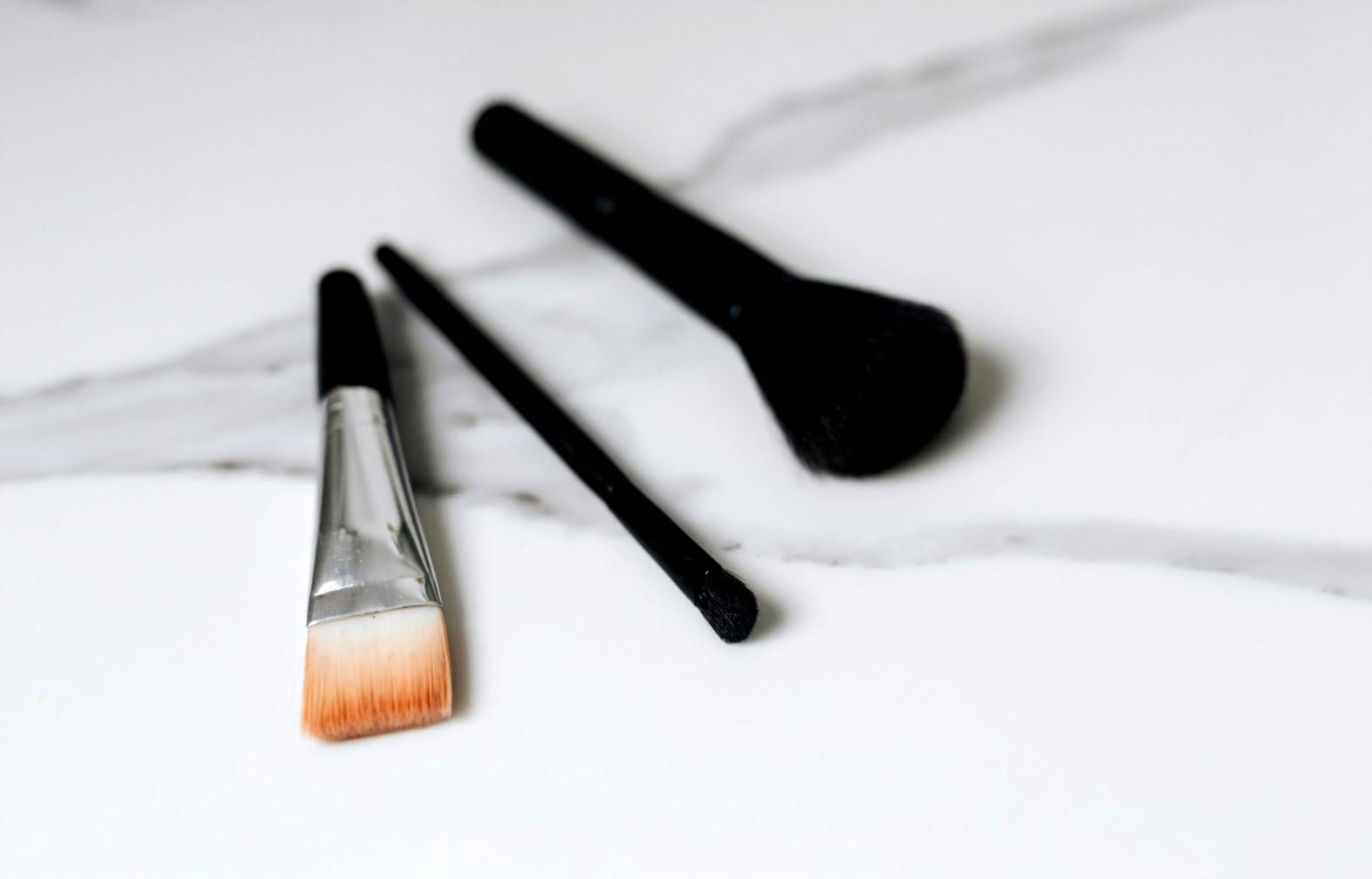 Sessione di lavoro sui progetti fashion trend nello studio xyloraventa